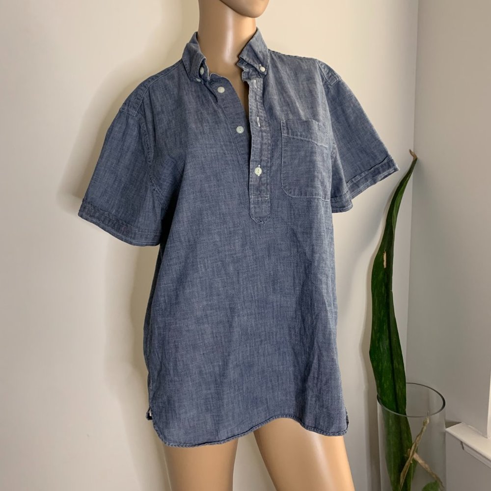 Gap denim short sleeve shirt